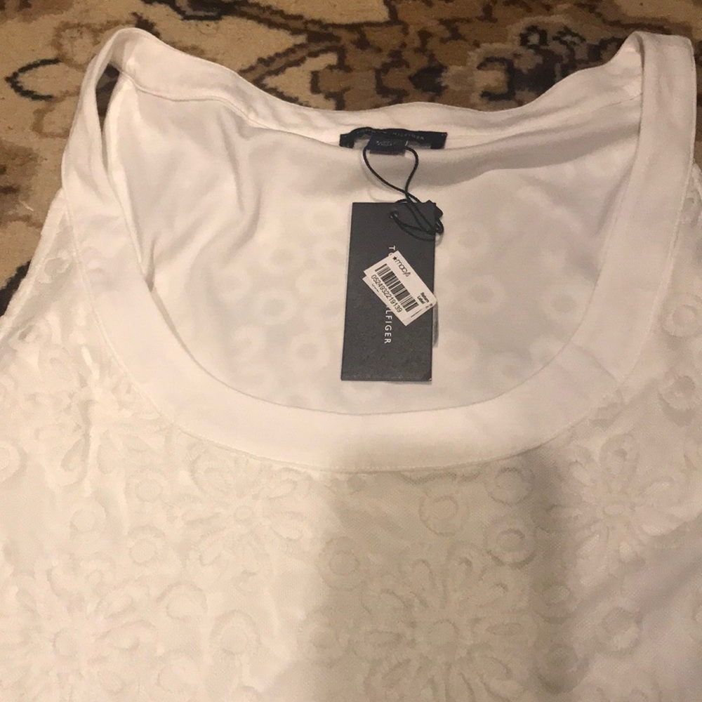 Adorable lace overlay tank. Ivory color. Xl NWT